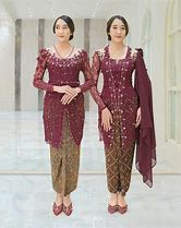 Kebaya Wisuda Merah Maroon